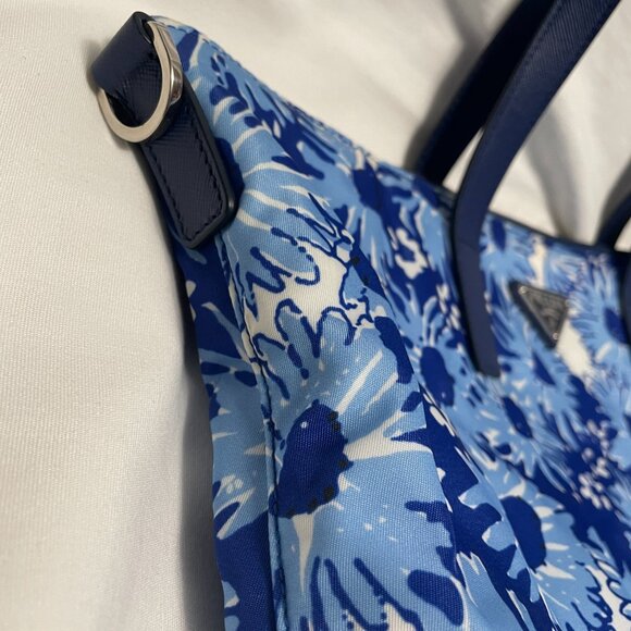 Prada Donna Shopper Tote Bag Blue Floral Nylon and Leather New - Picture 4 of 9